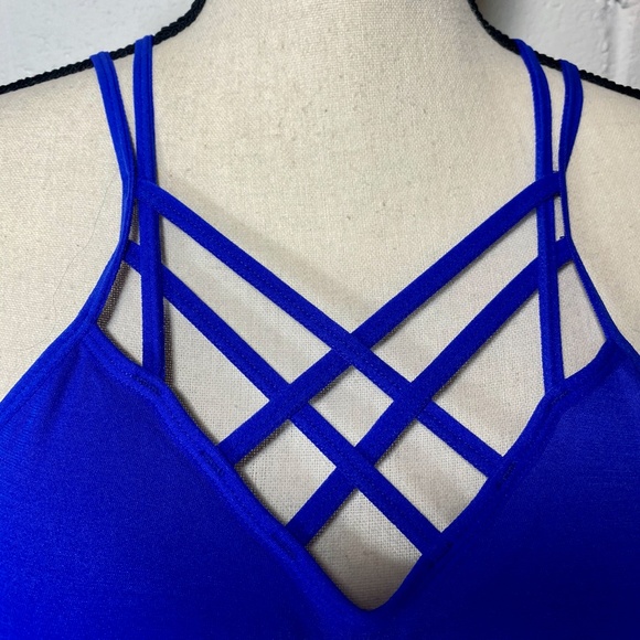 Itzon Strappy Blue Sports Bra LARGE/EXTRA LARGE - Picture 2 of 9